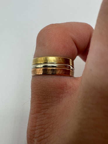9ct tri-gold band