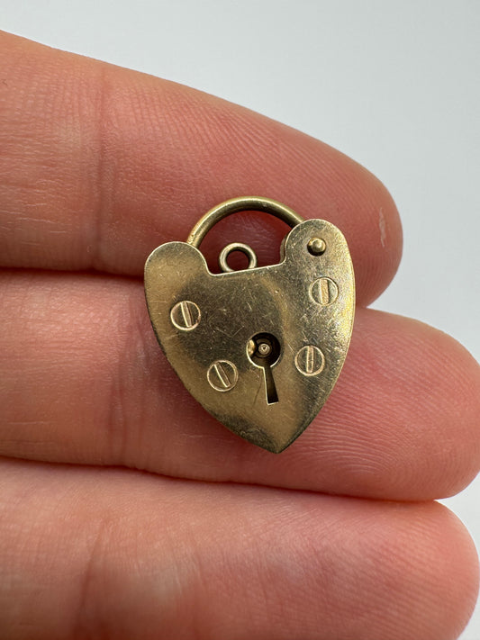9ct gold padlock 1