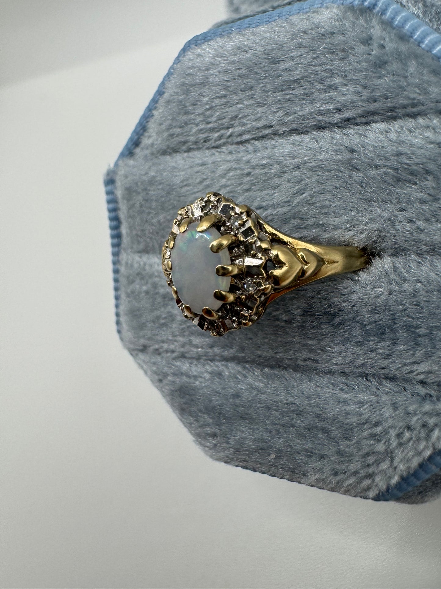 9ct gold opal and diamond ring