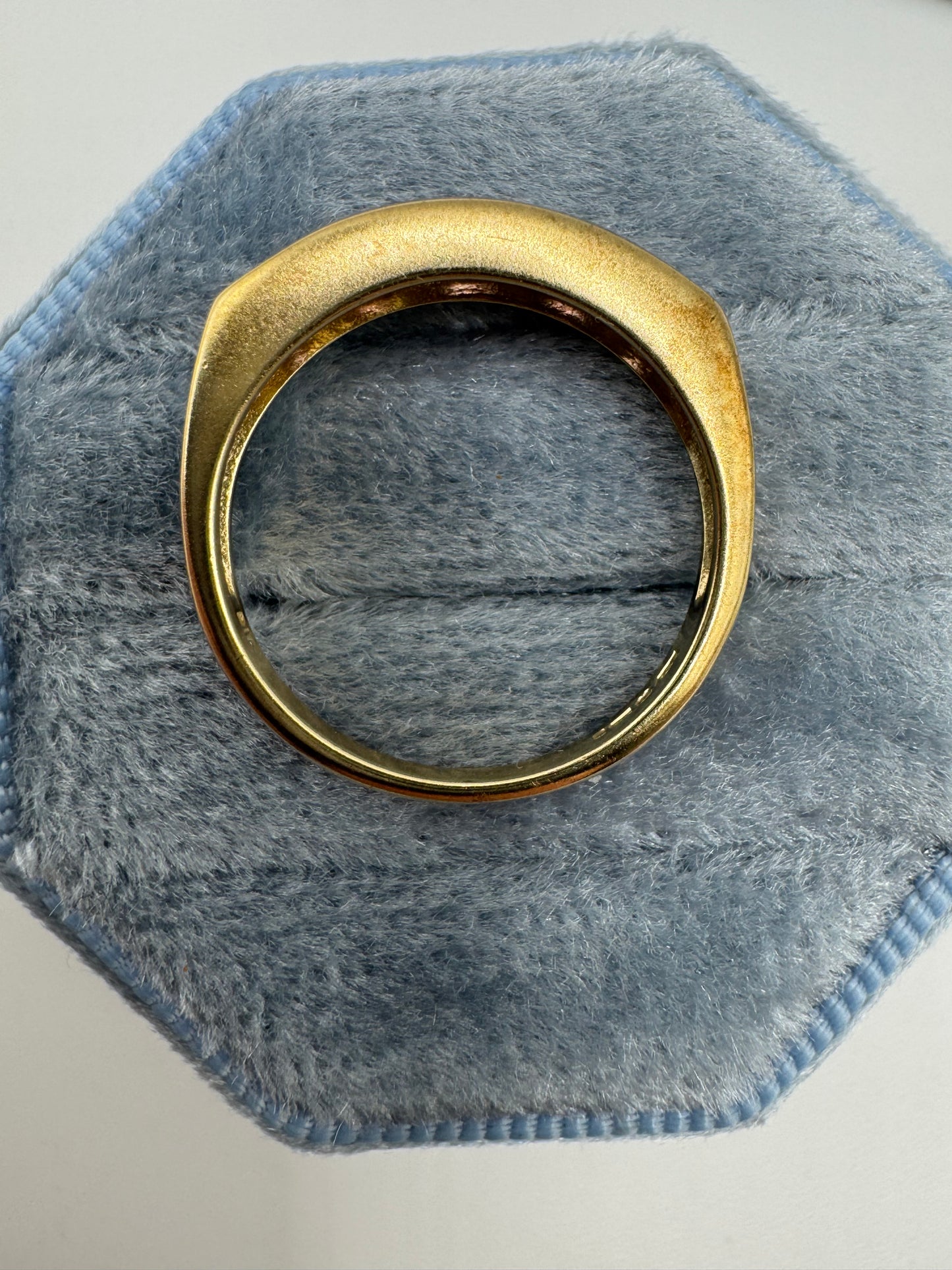 9ct gold pink sapphire and diamond ring
