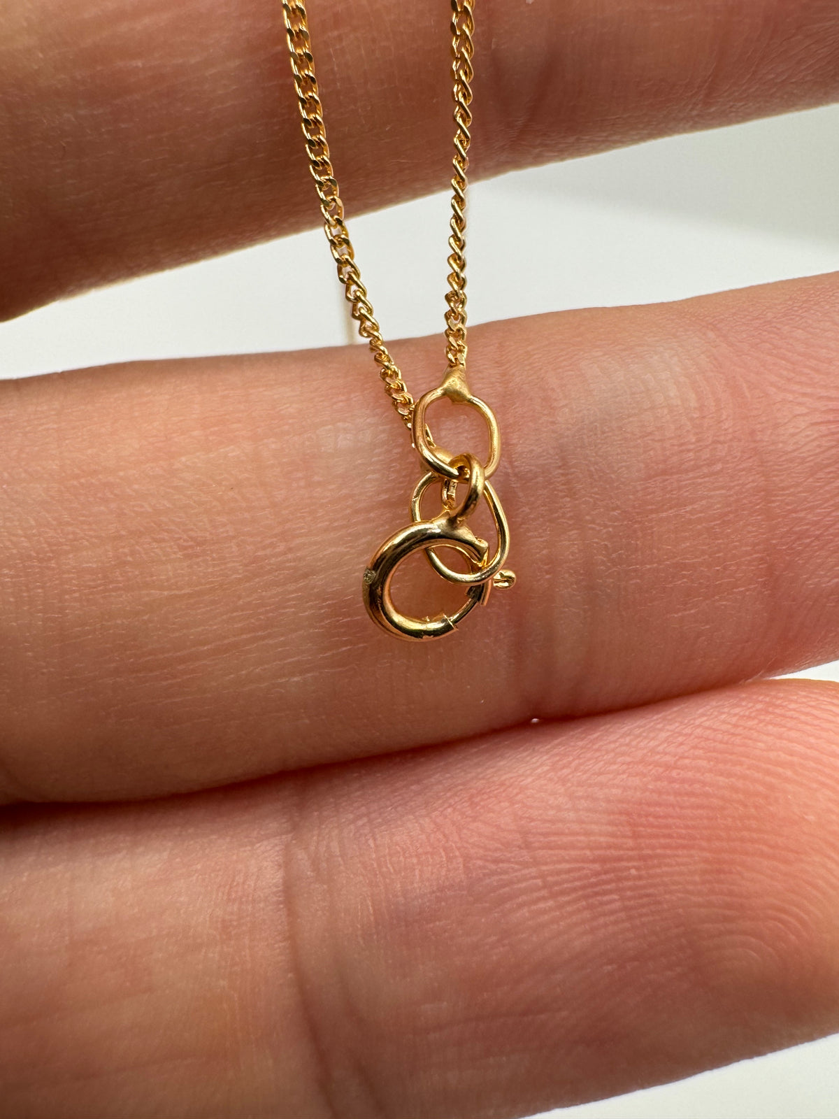 9ct gold curb chain 29 18”