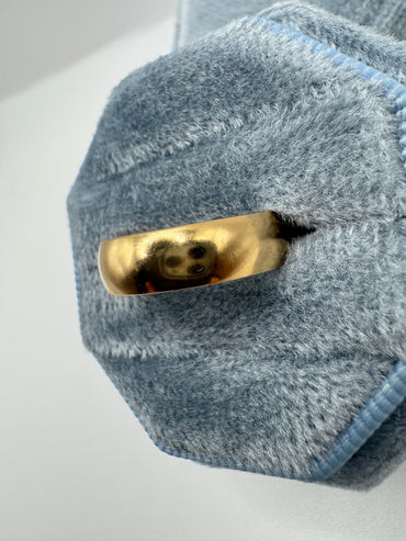 9ct gold band