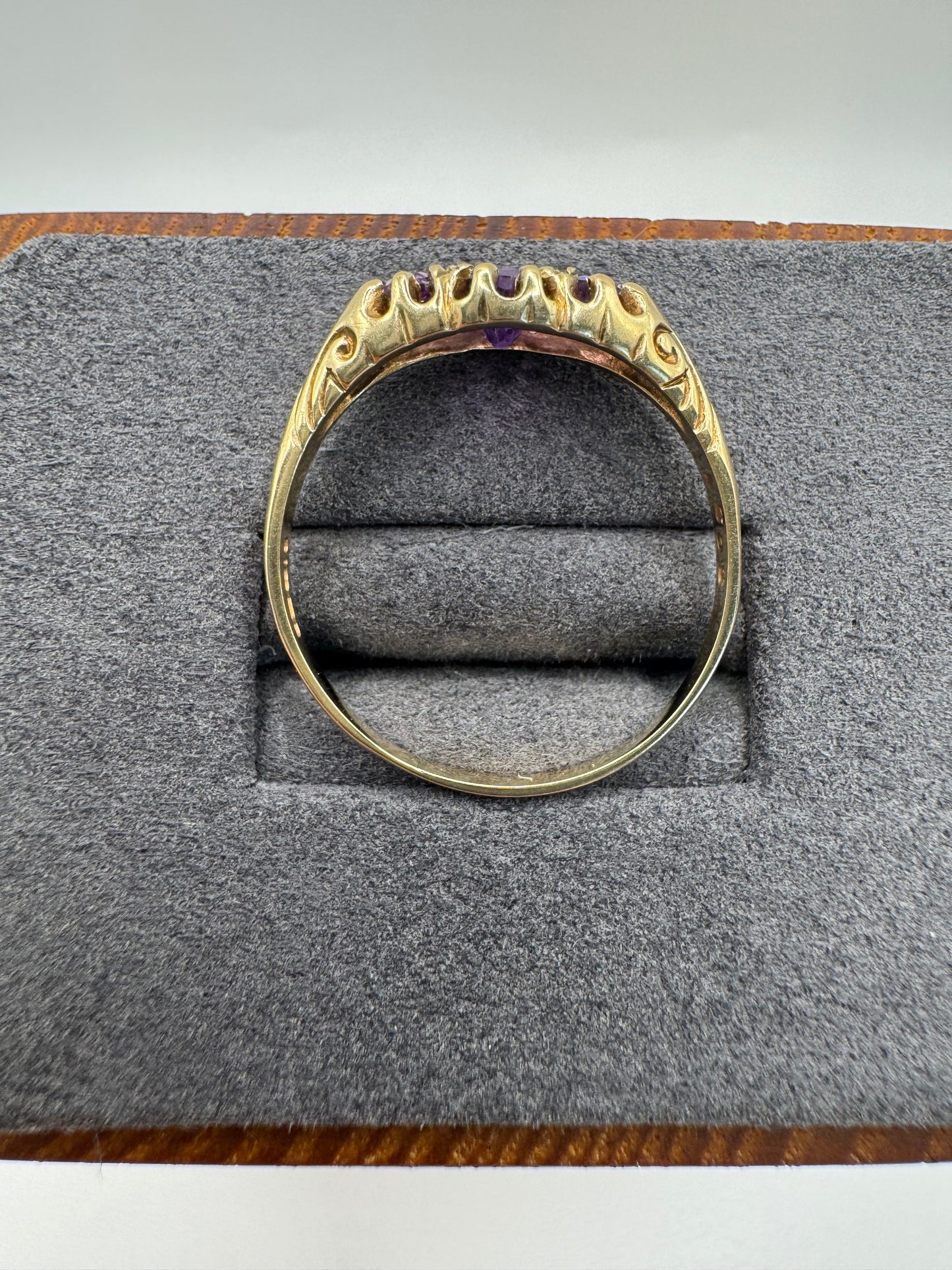 9ct gold amethyst ring