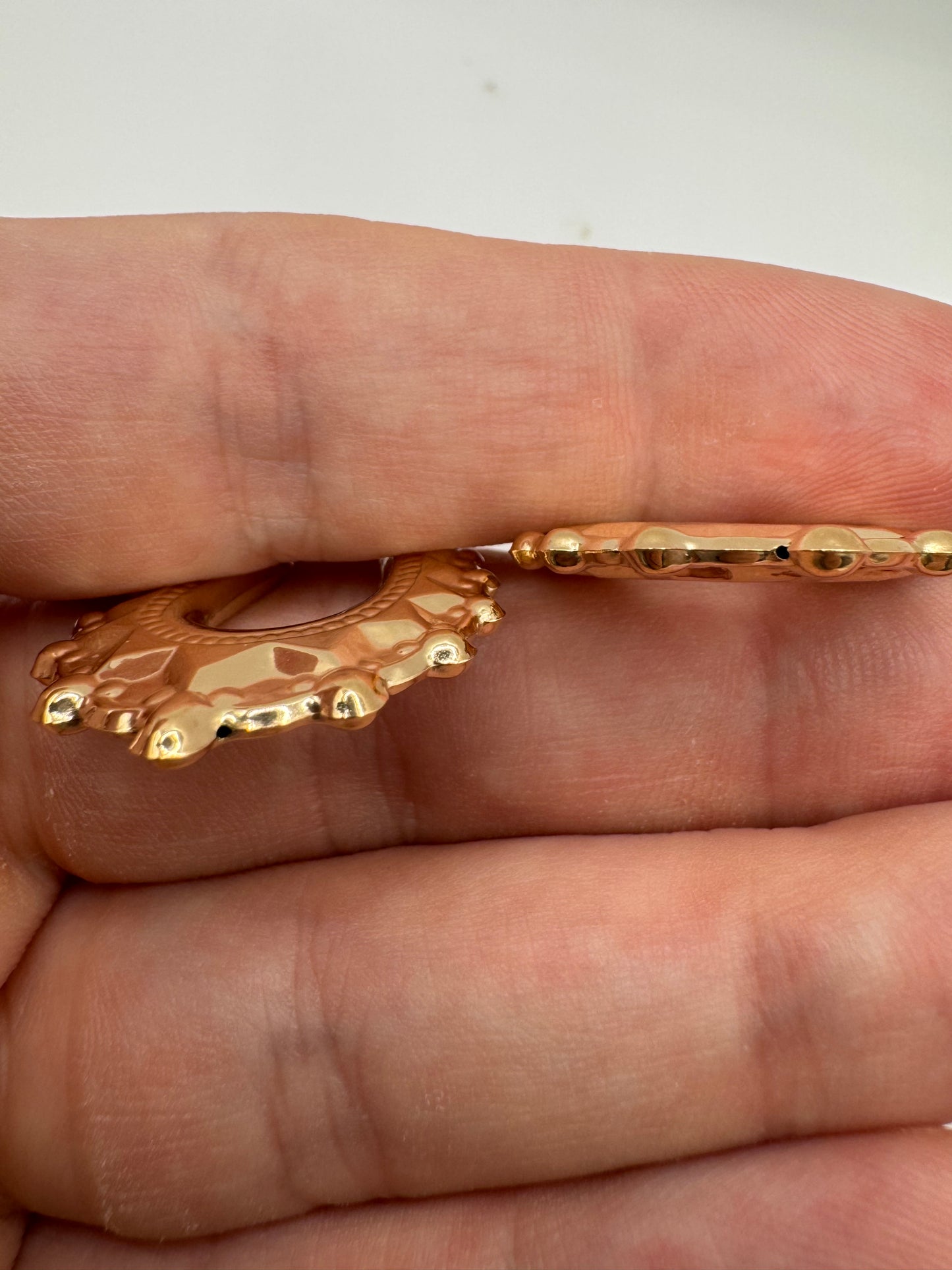 9ct gold spike creole earrings