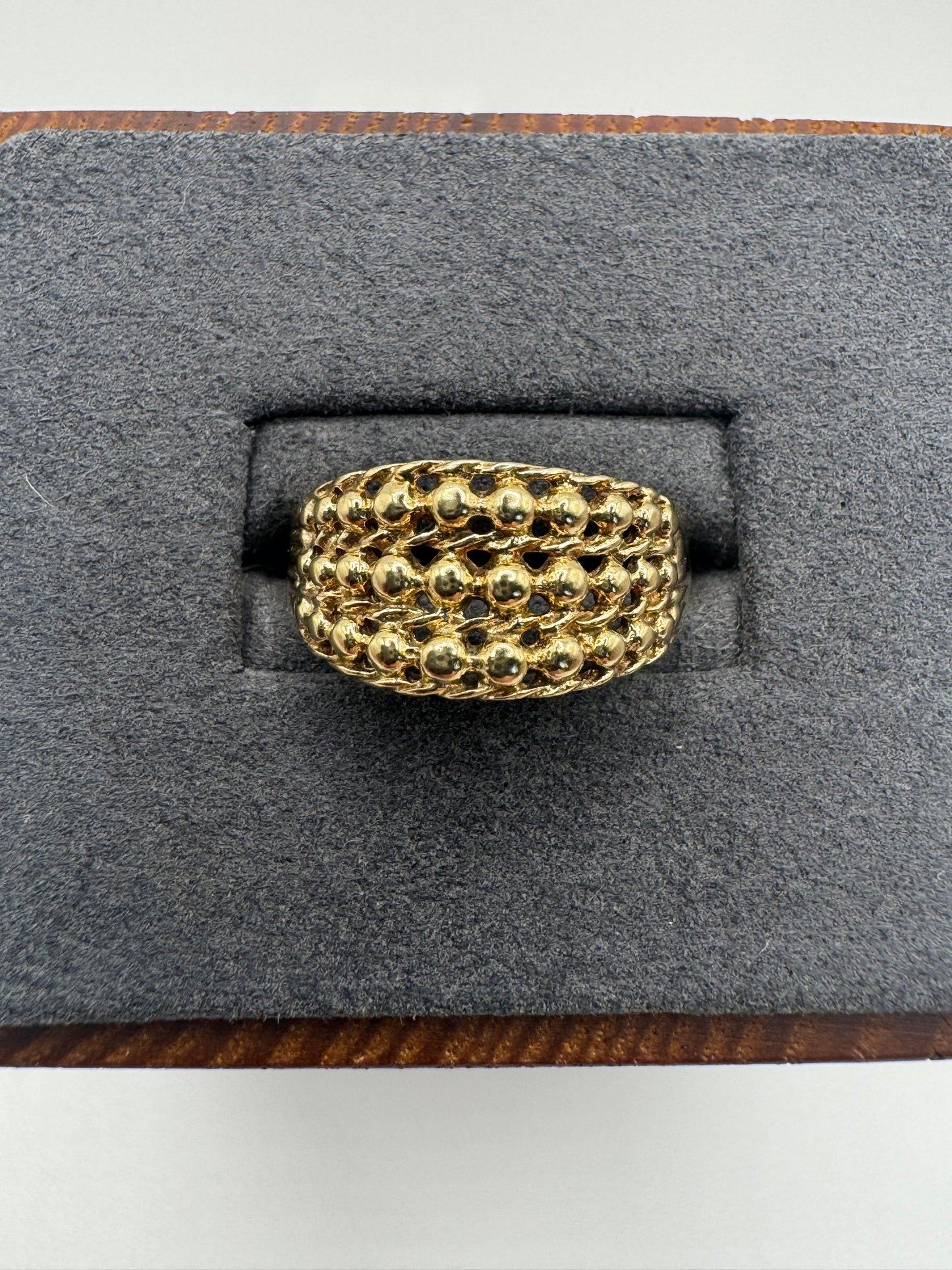 9ct gold keepers ring