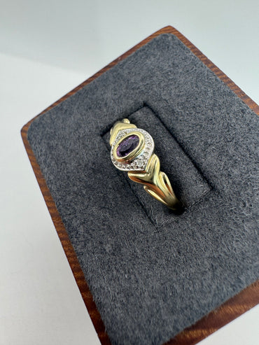 9ct gold amethyst and diamond ring