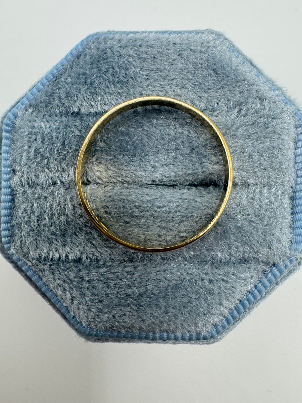 9ct gold band