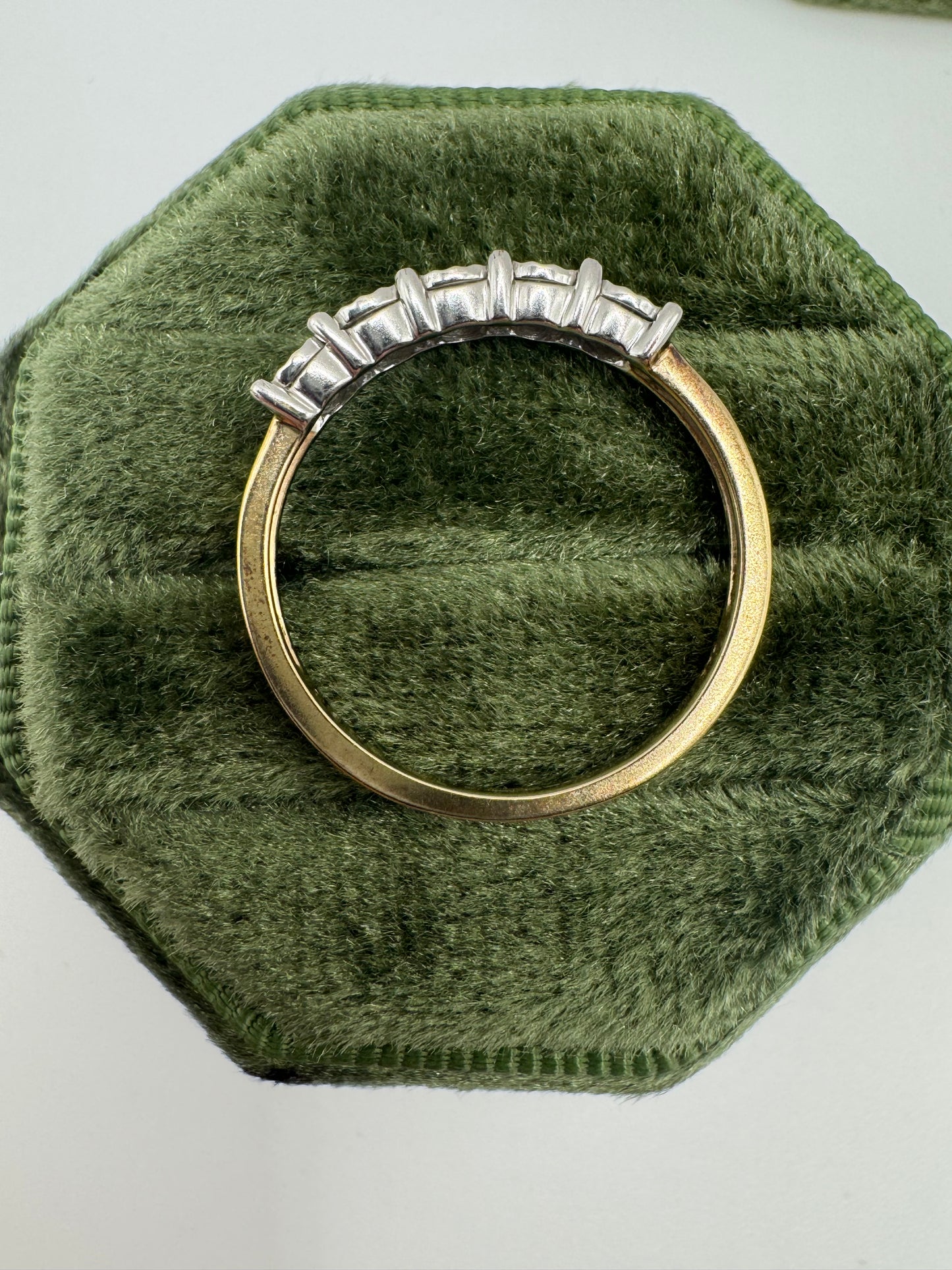 9ct gold diamond ring