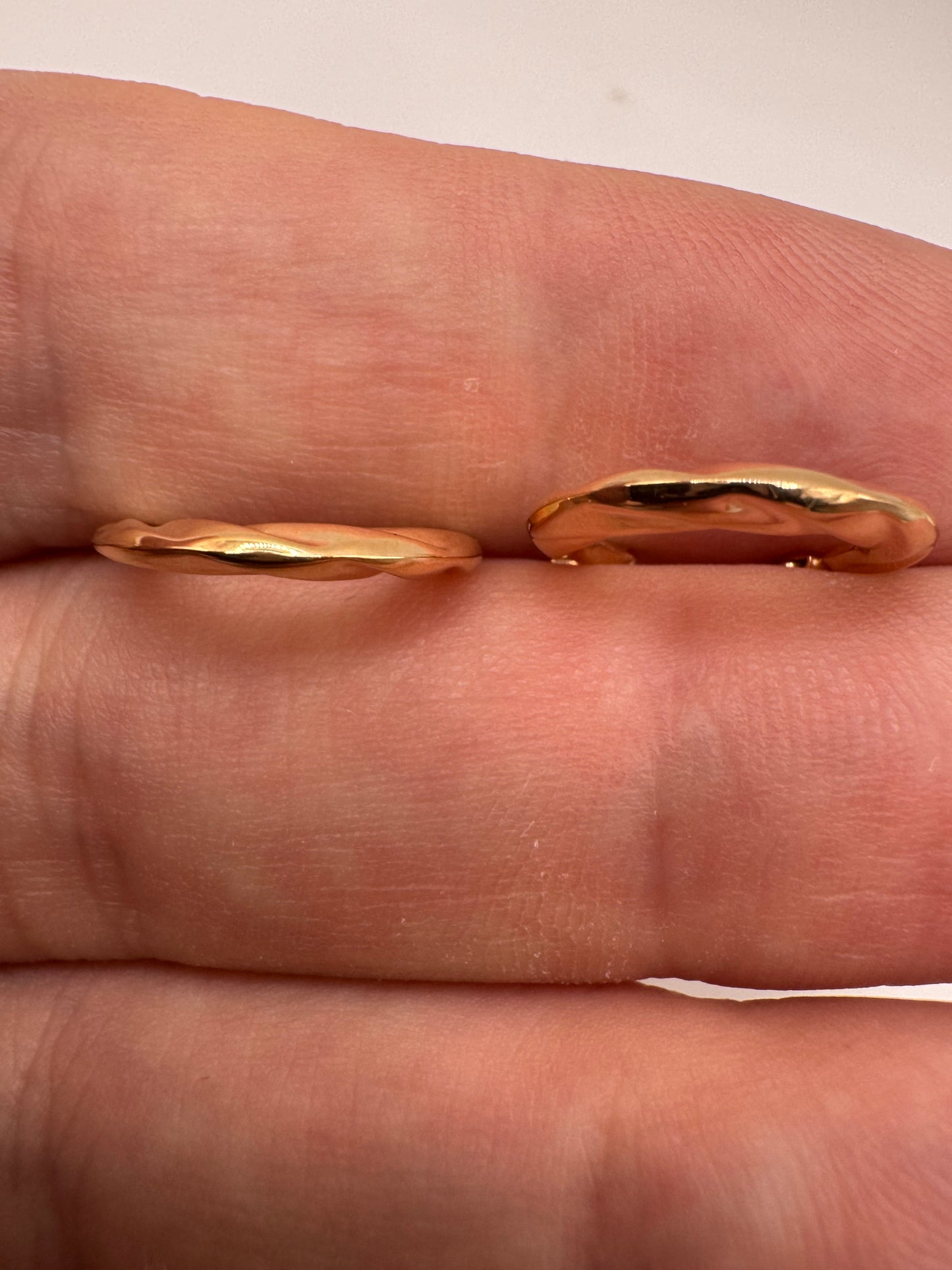 9ct gold patterned creole earrings