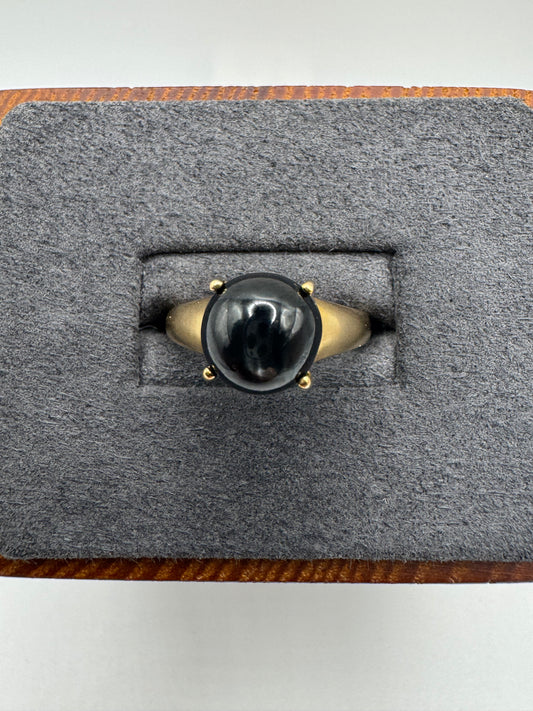 9ct gold star sapphire ring