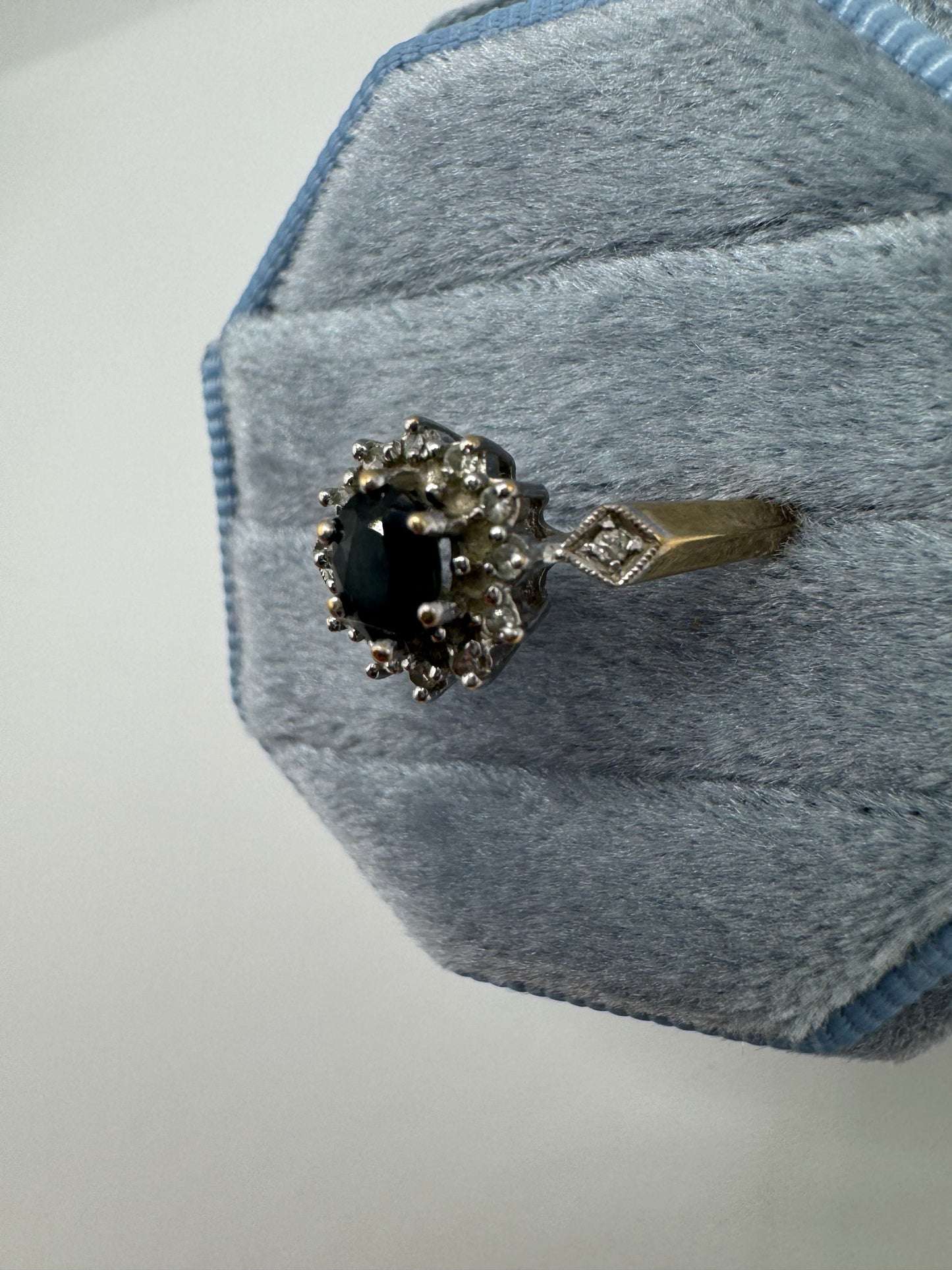 9ct gold sapphire and diamond ring
