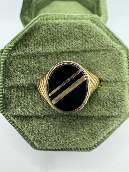 9ct gold onyx signet ring