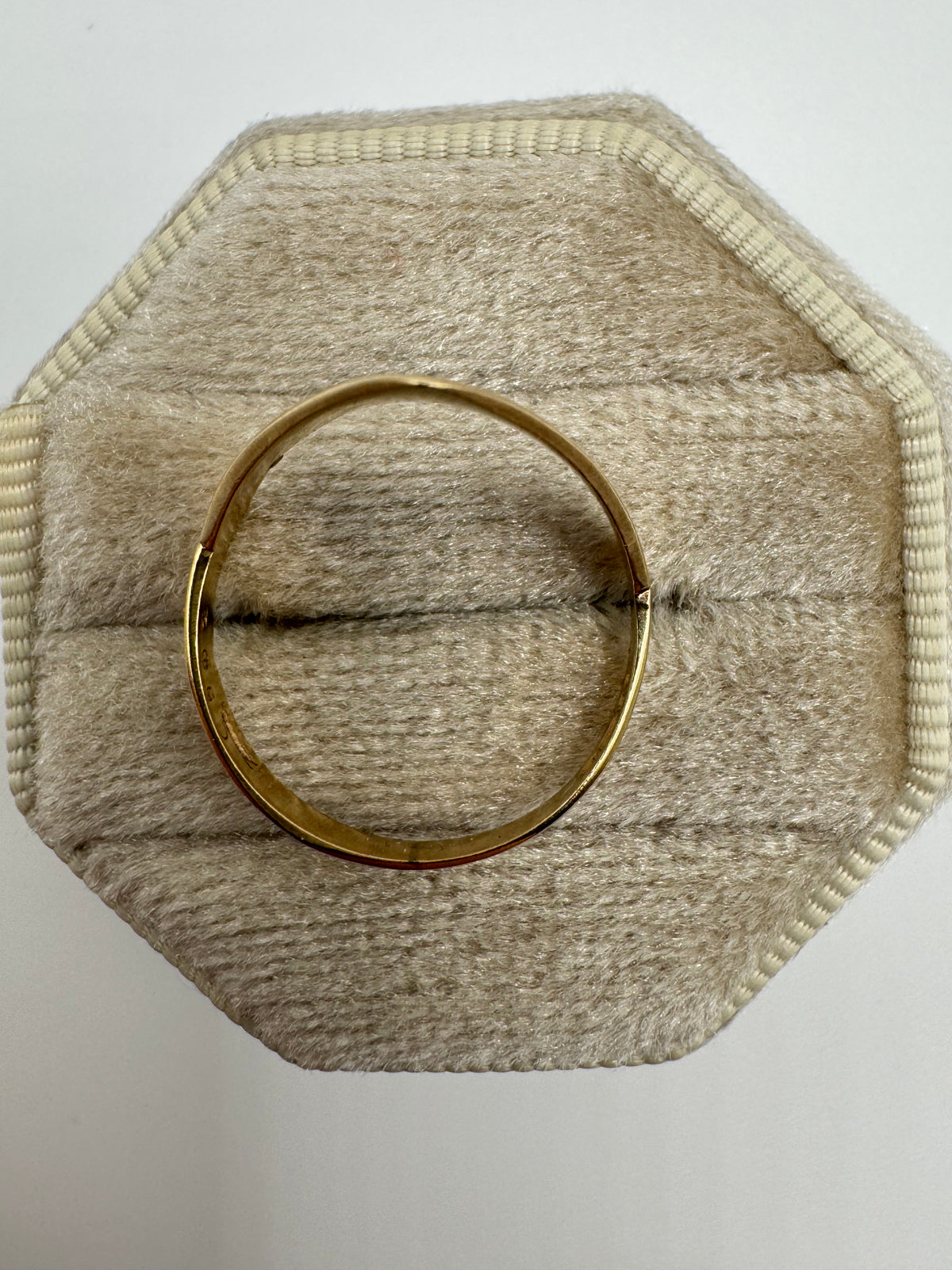 9ct gold wishbone ring