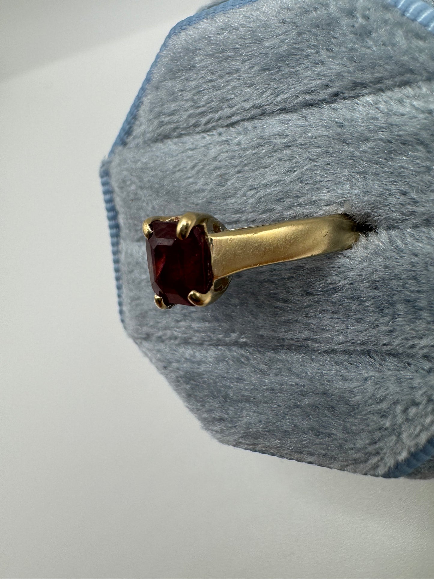 9ct gold ruby ring