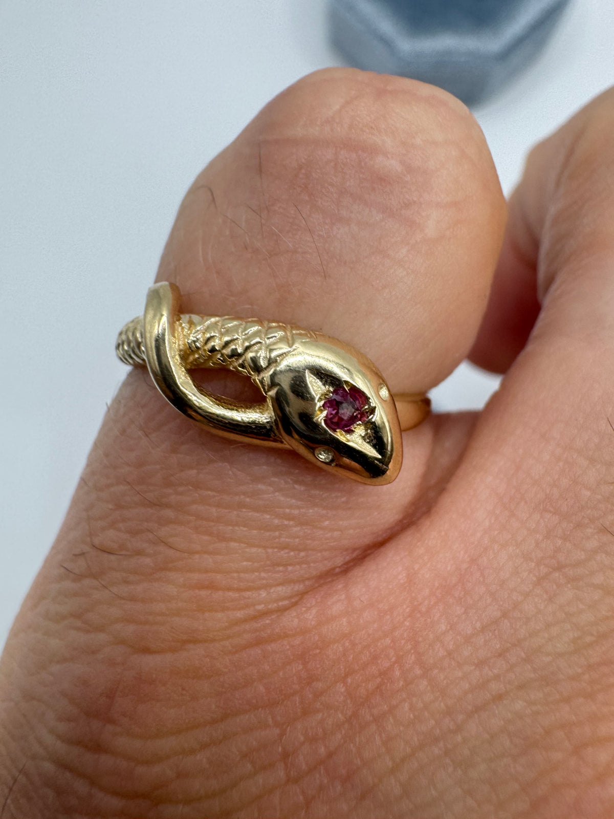 9ct gold ruby snake ring