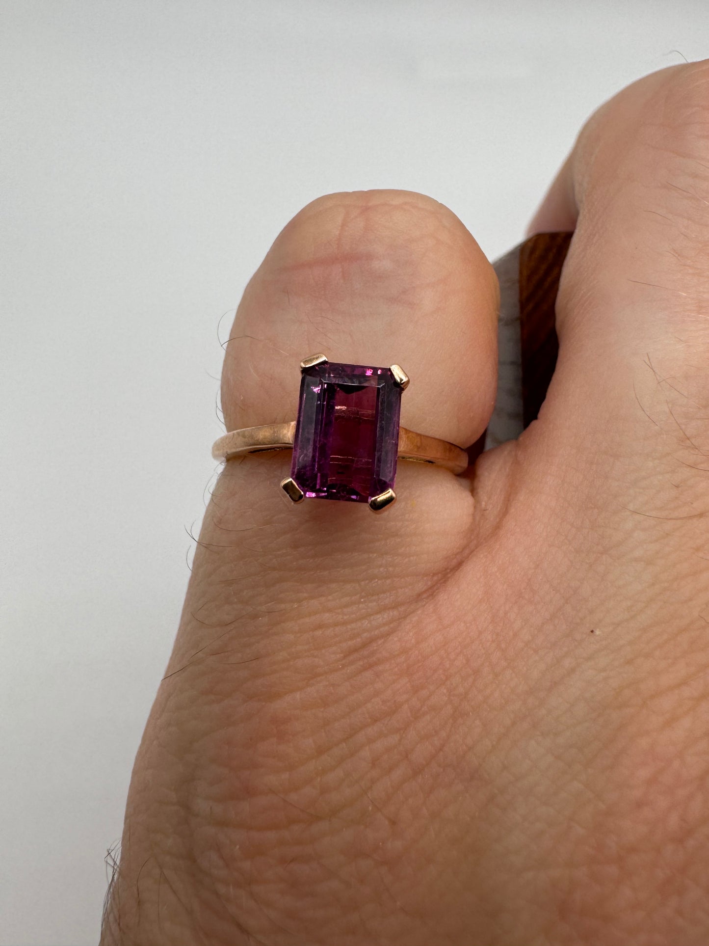 9ct rose gold garnet ring