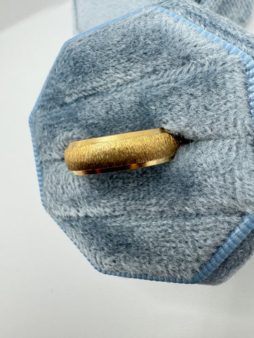 9ct gold band