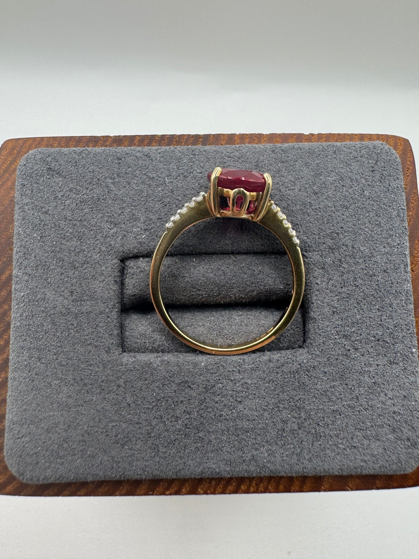 9ct gold ruby and zircon ring