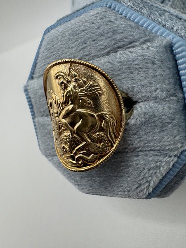 9ct gold medallion ring