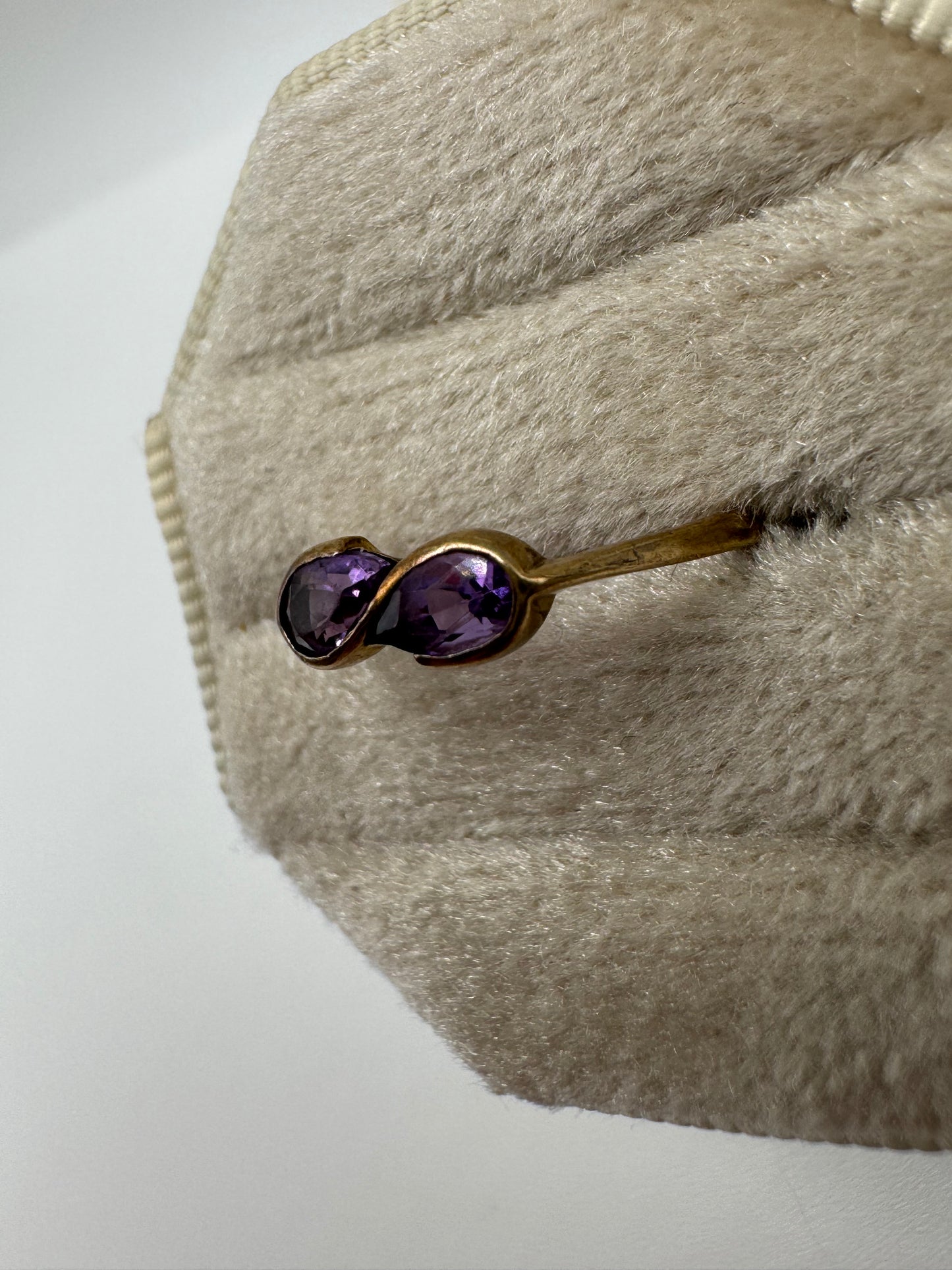 9ct gold amethyst ring