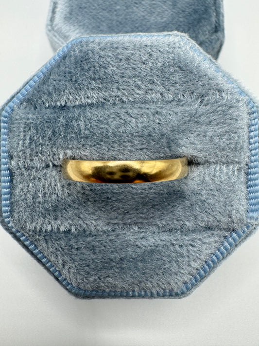 9ct gold band