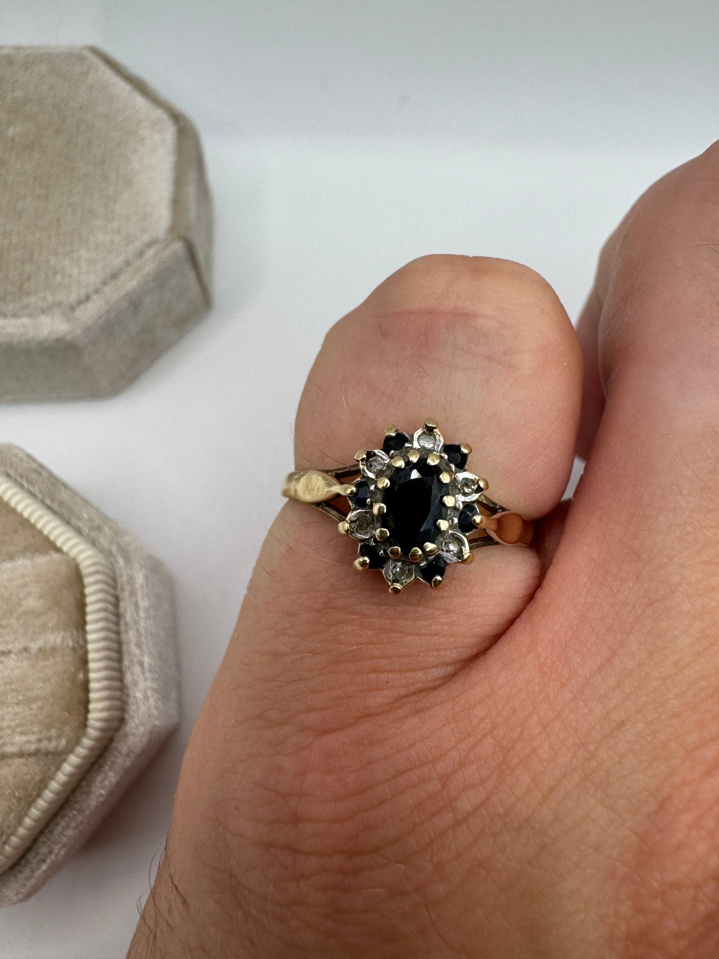9ct gold sapphire and diamond ring