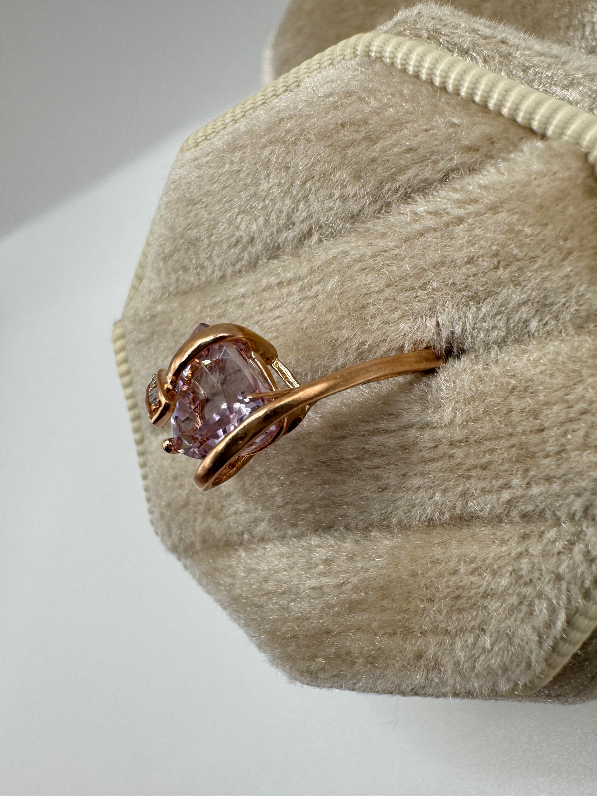 9ct rose gold amethyst and diamond ring