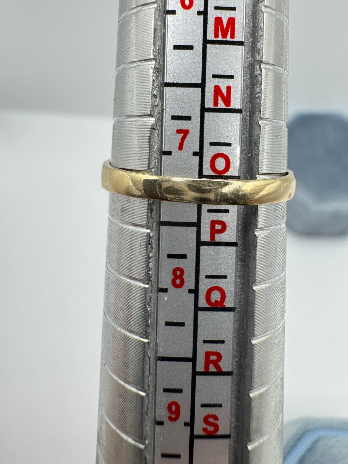 9ct gold engraved ruby gypsy ring