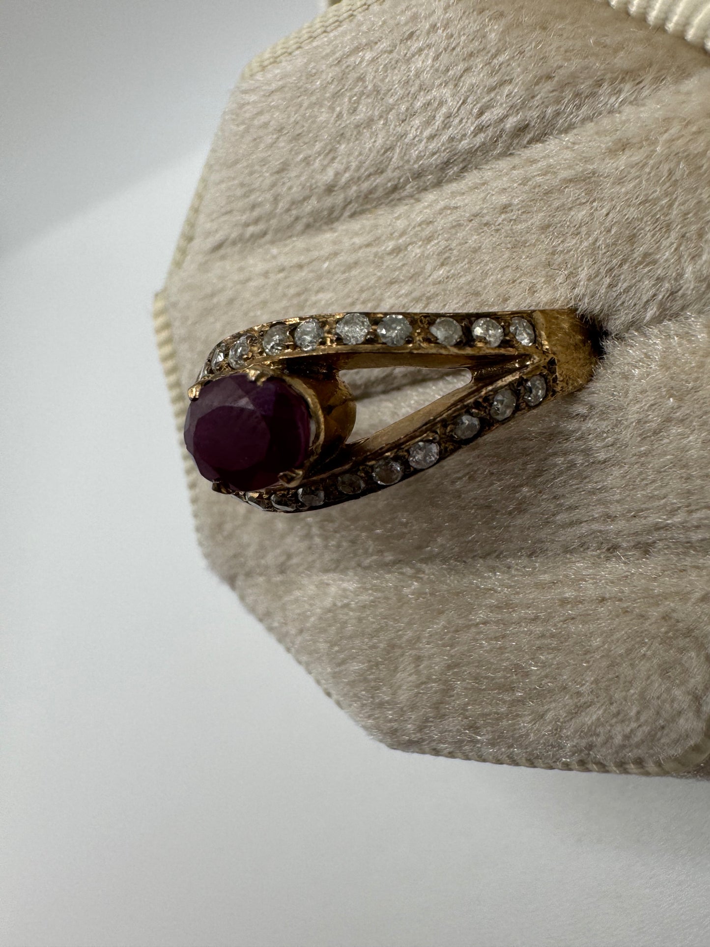 9ct gold ruby and diamond evil eye ring