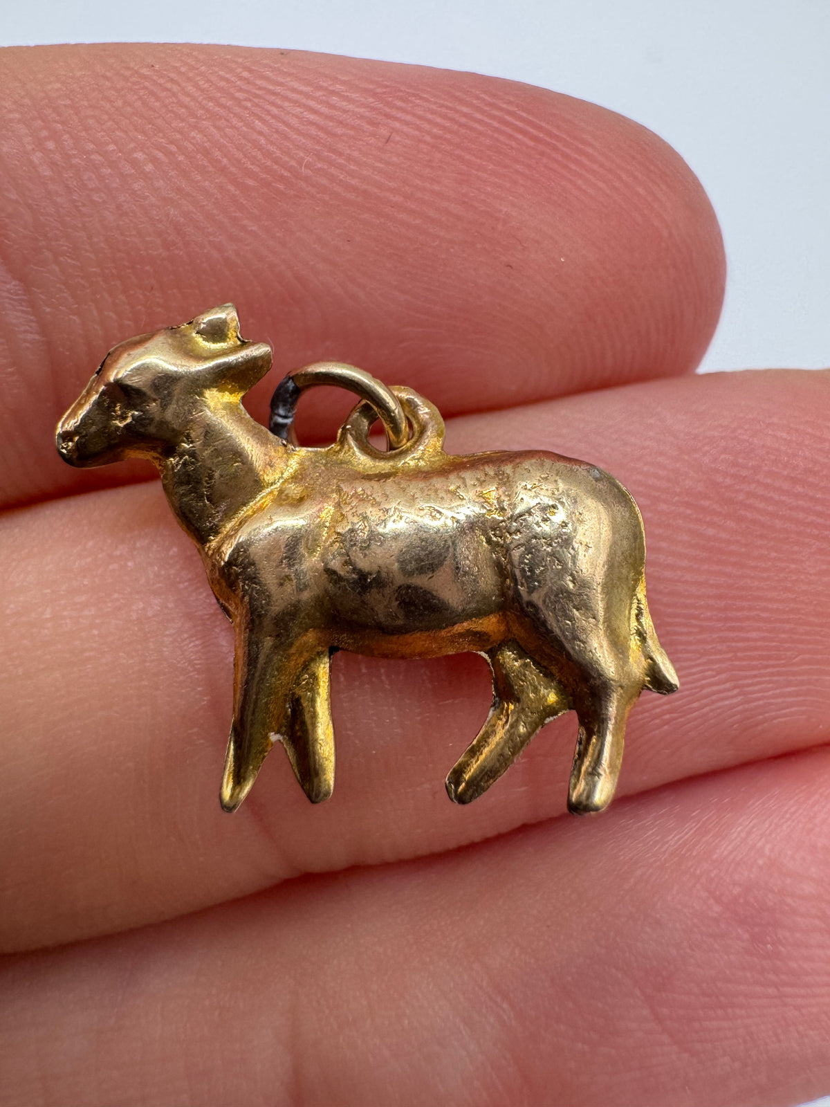 Vintage 9ct gold animal charm