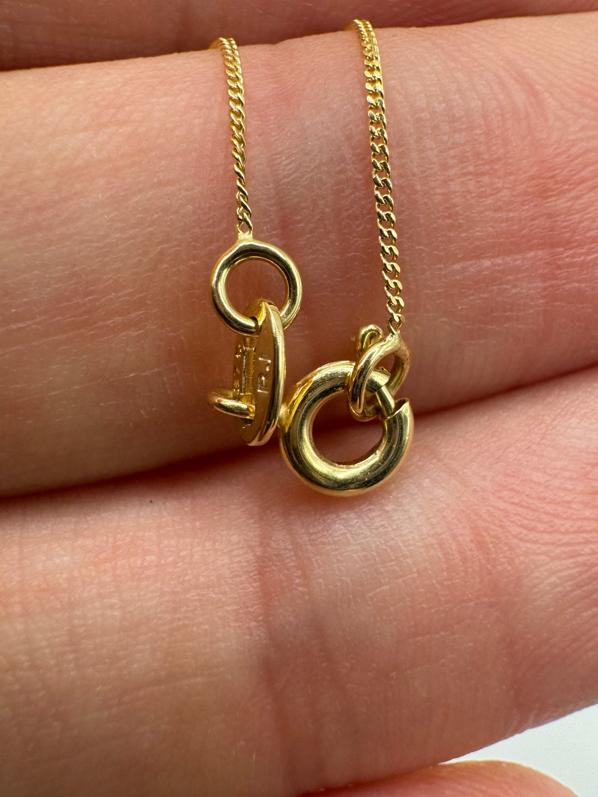 9ct gold curb chain 34 20”