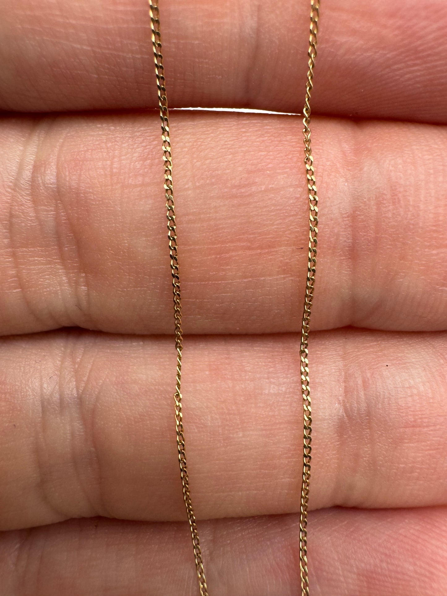 9ct gold chain 27