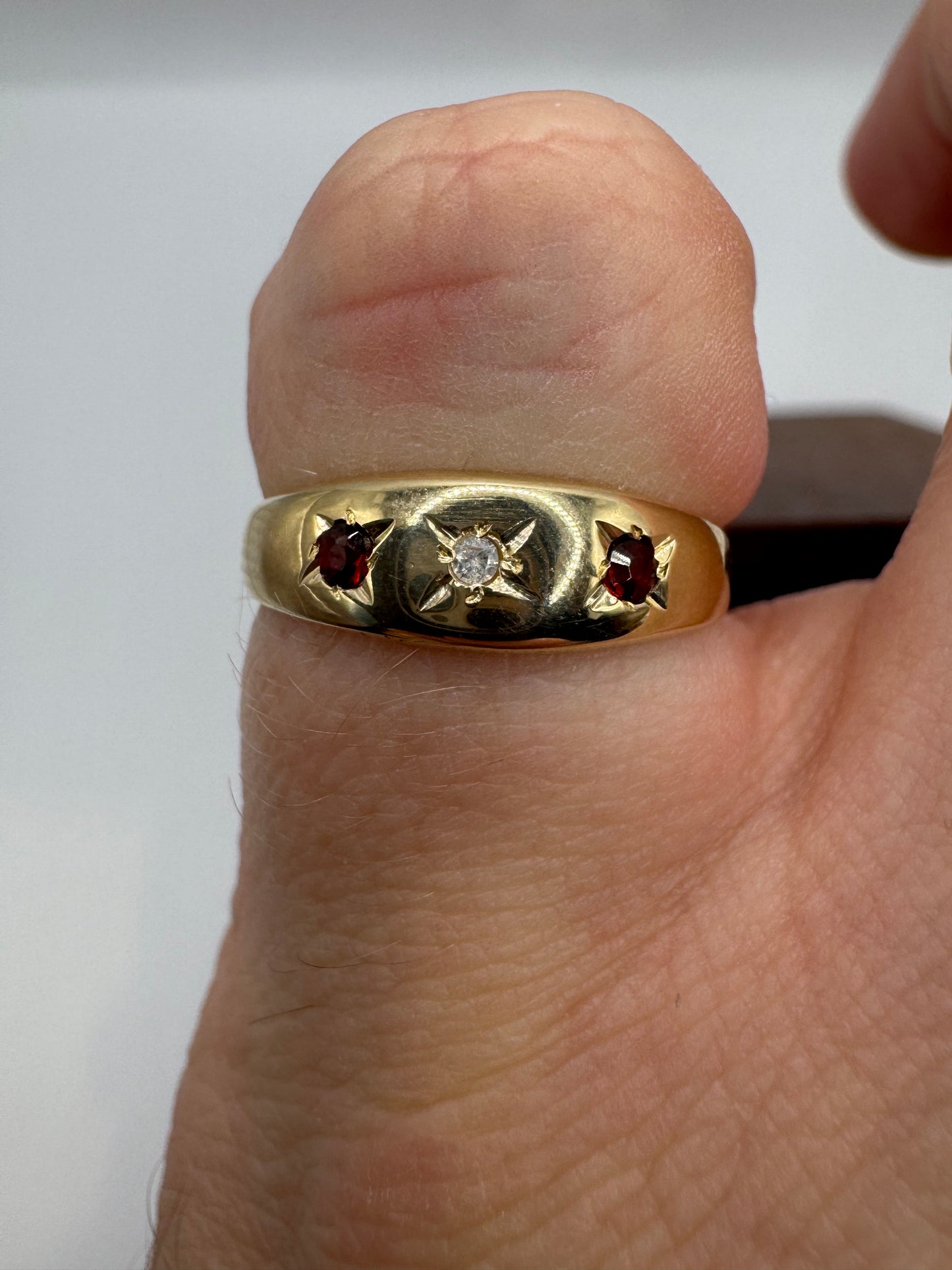 9ct gold garnet and diamond gypsy ring