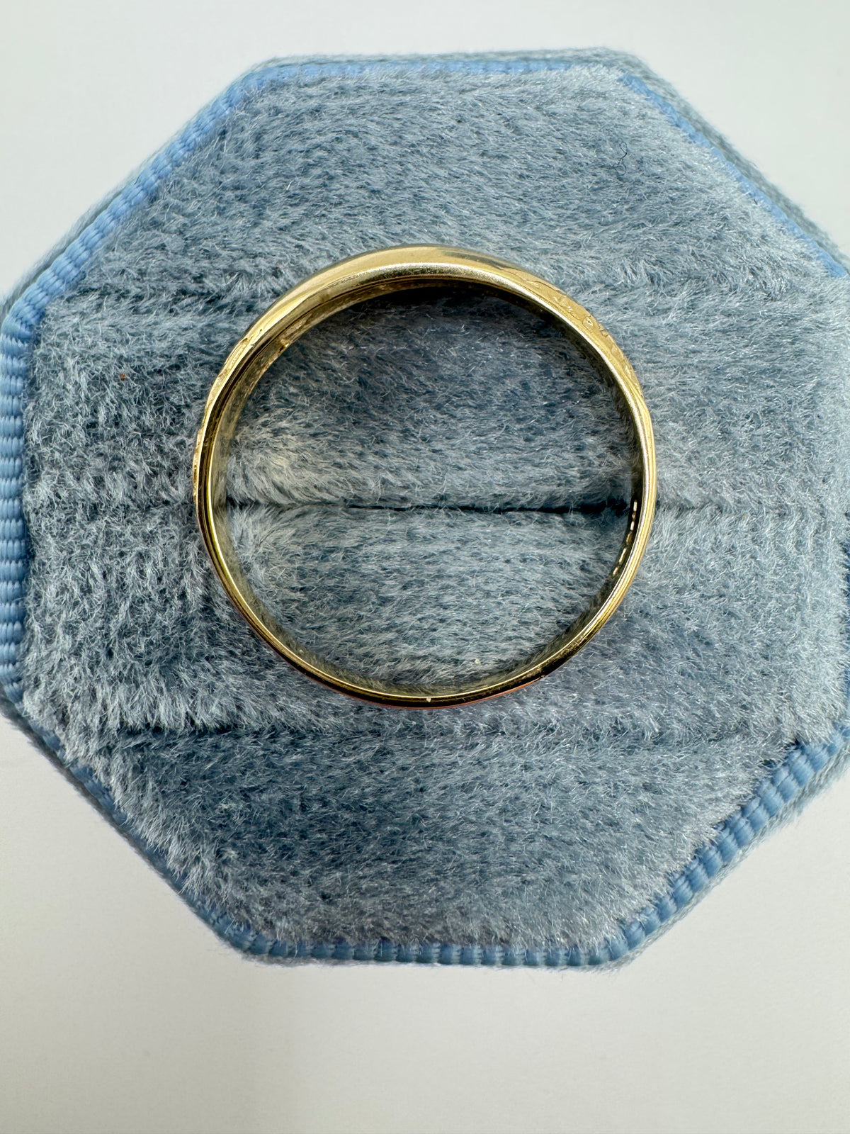 9ct gold engraved opal gypsy ring
