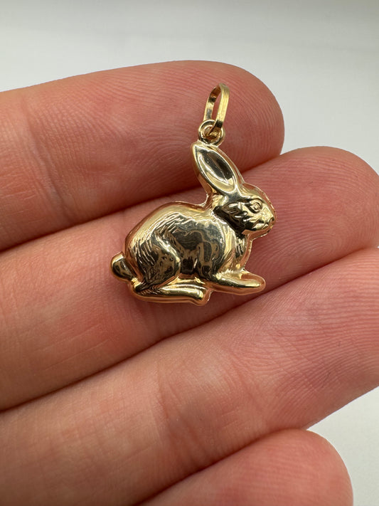 9ct gold rabbit charm