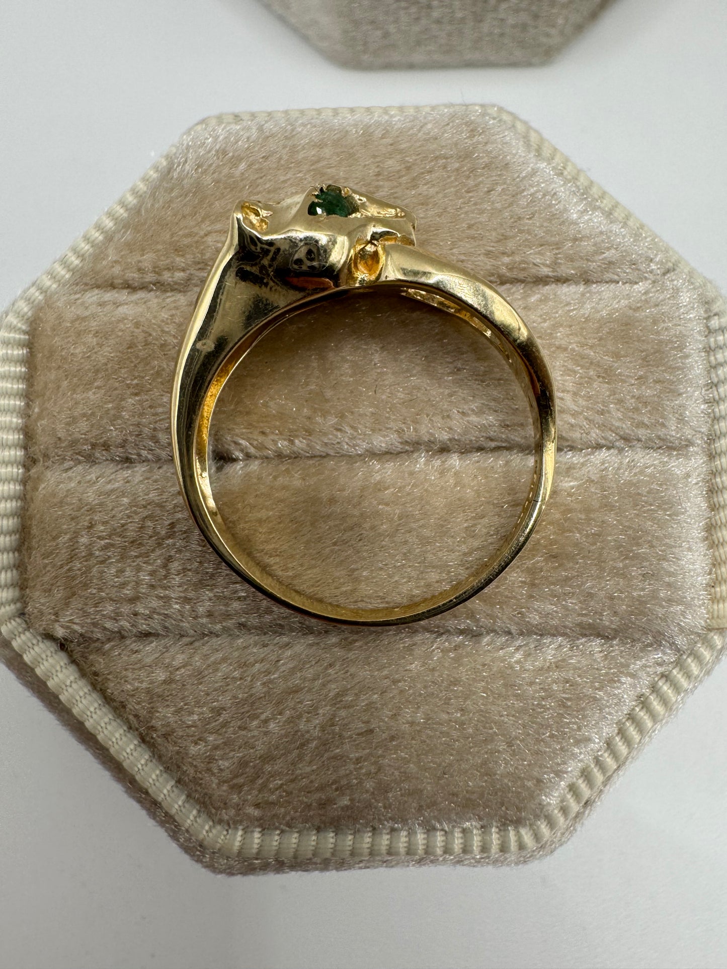 9ct gold emerald panther ring