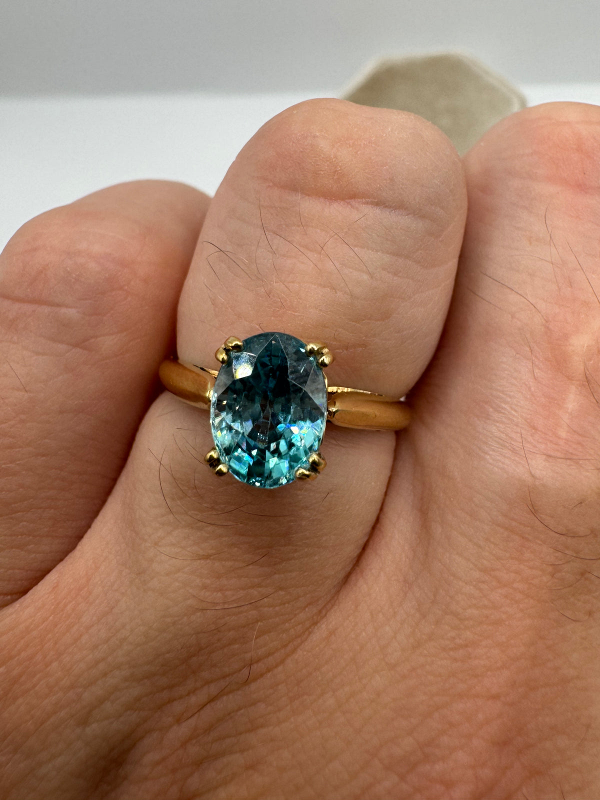 9ct gold blue topaz and diamond ring