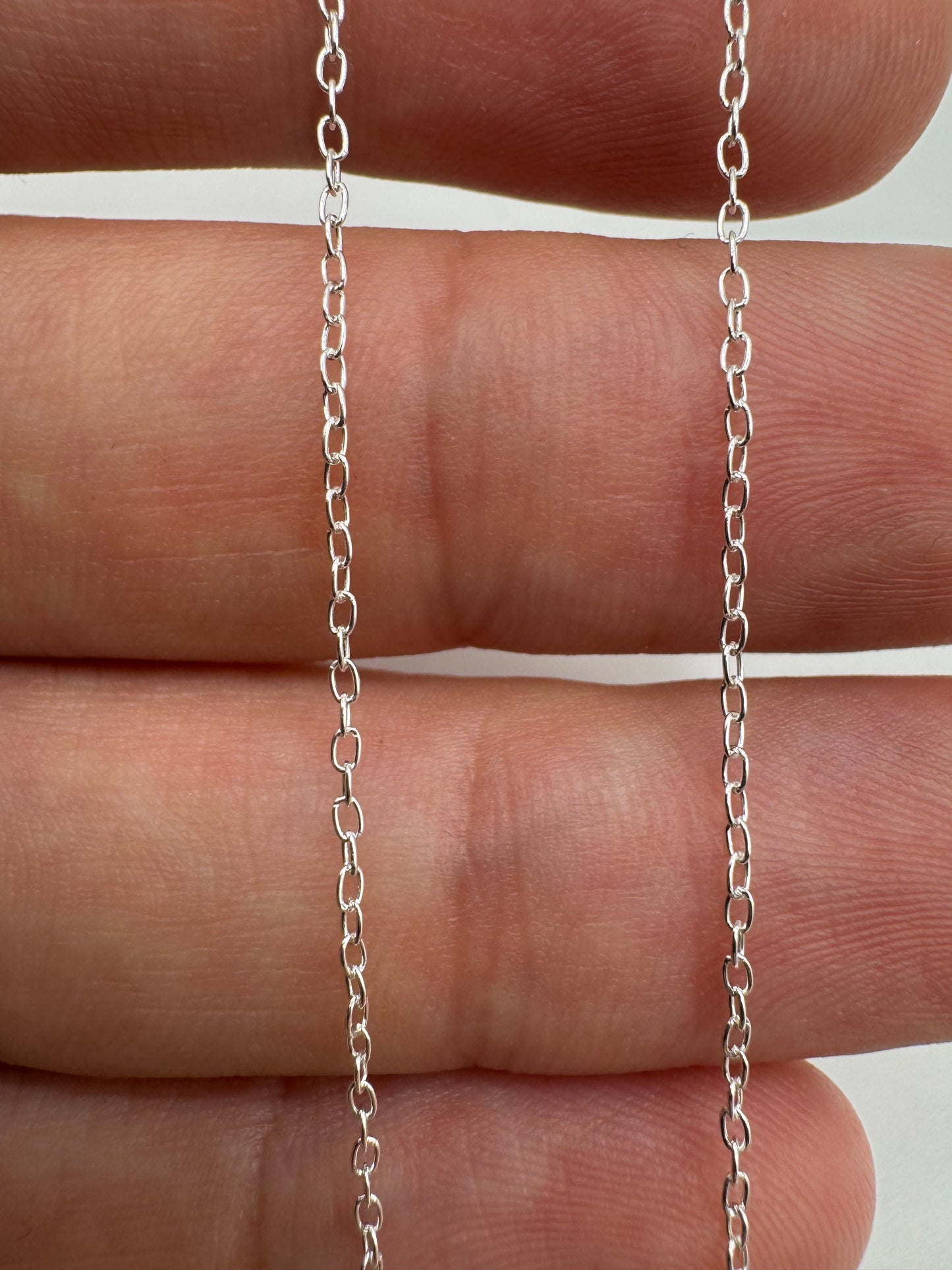 Silver cable link chain 11 20”
