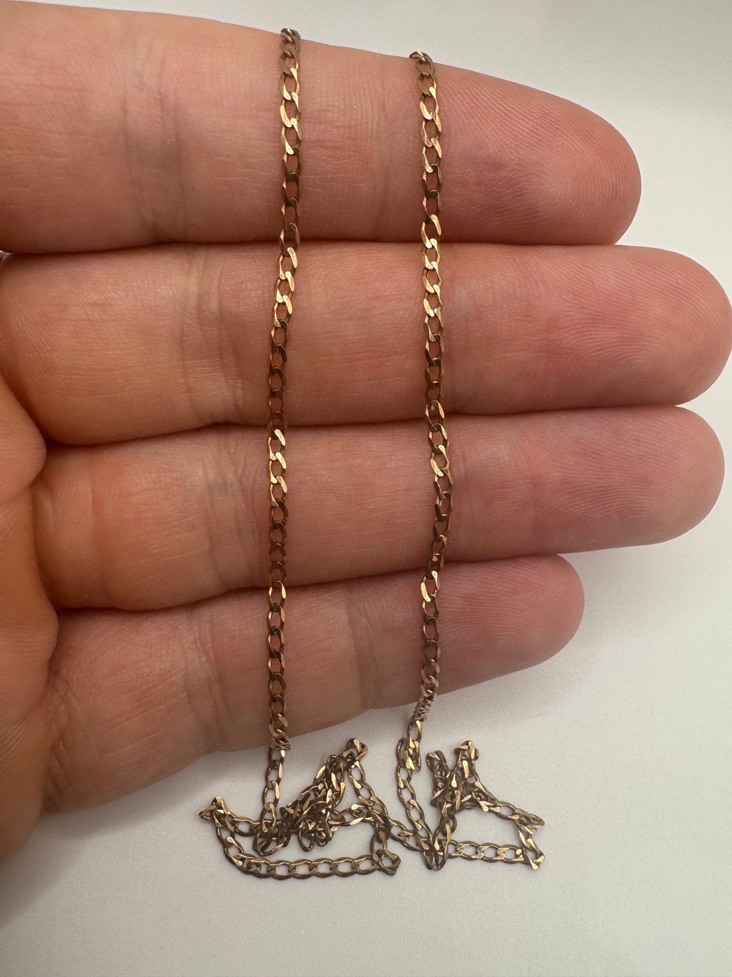 9ct gold chain 16