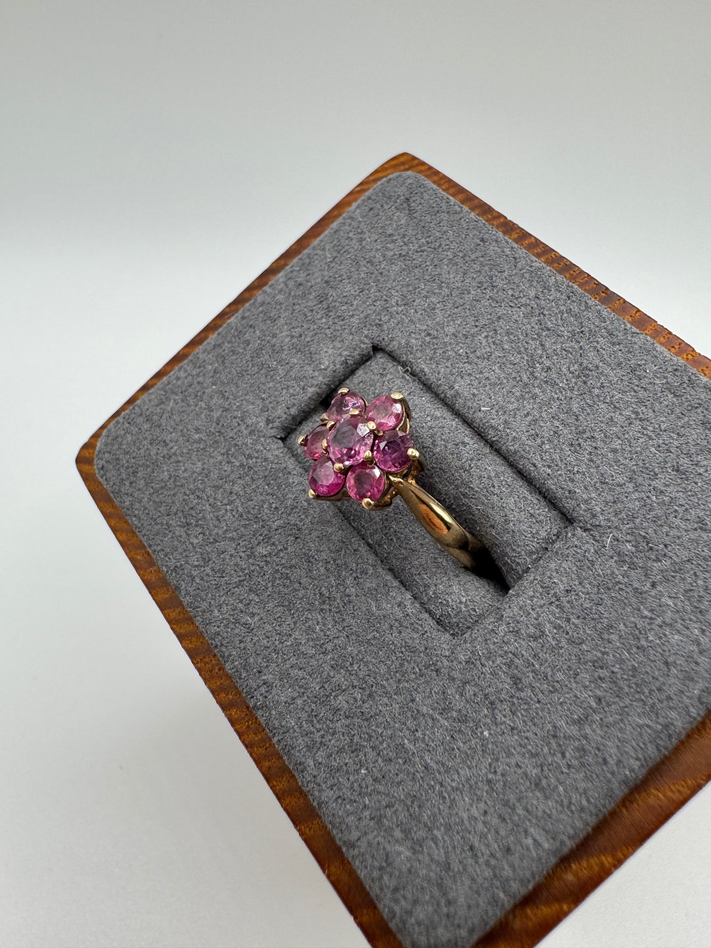9ct gold ruby cluster ring