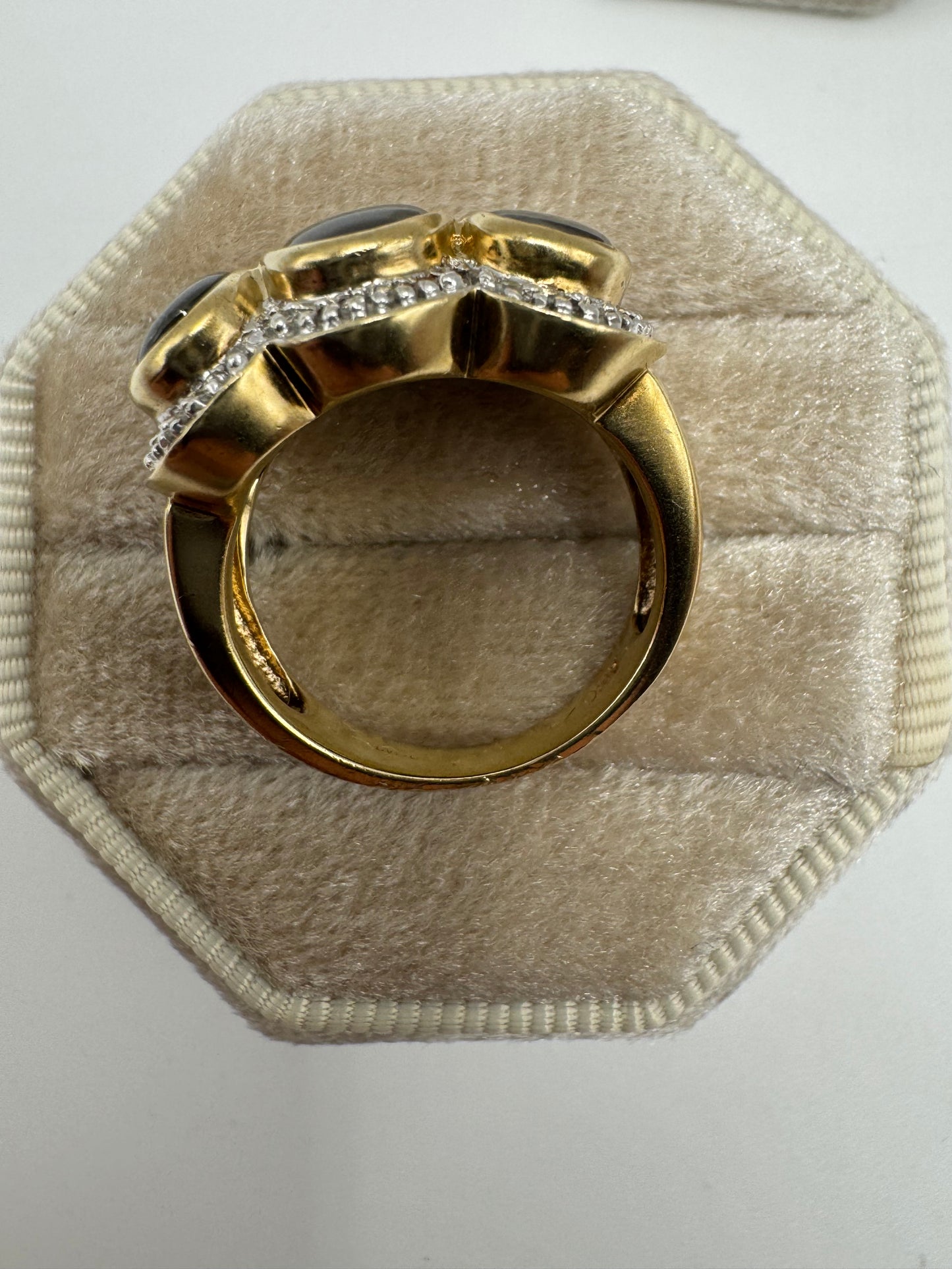 Heavy 9ct gold ammolite and diamond ring