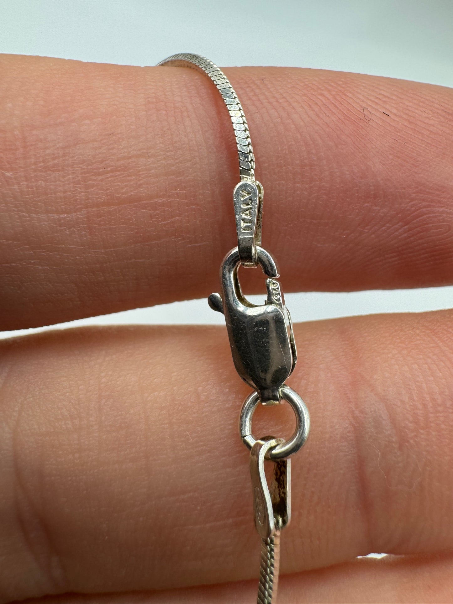 Silver amber necklace