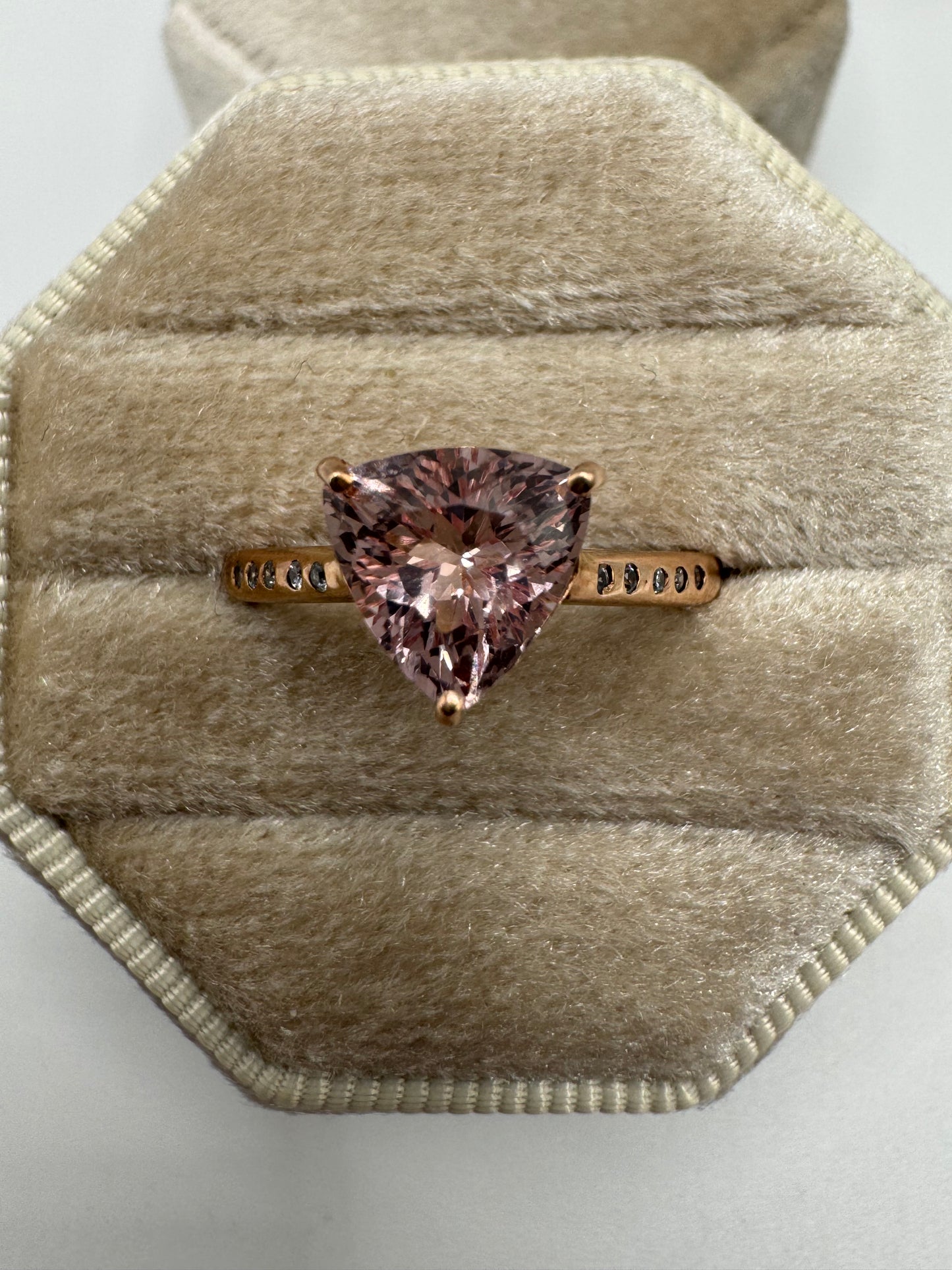 9ct rose gold pale amethyst and zircon ring