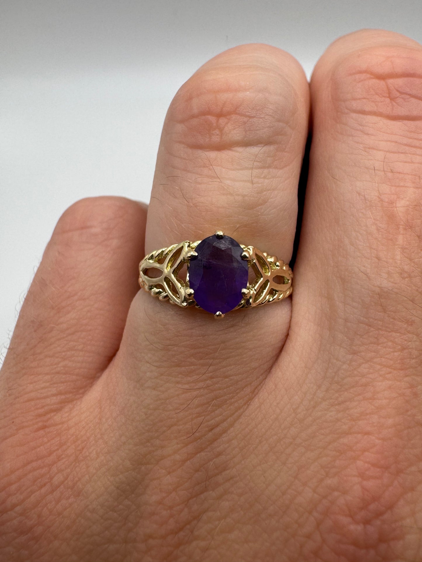 9ct gold amethyst ring