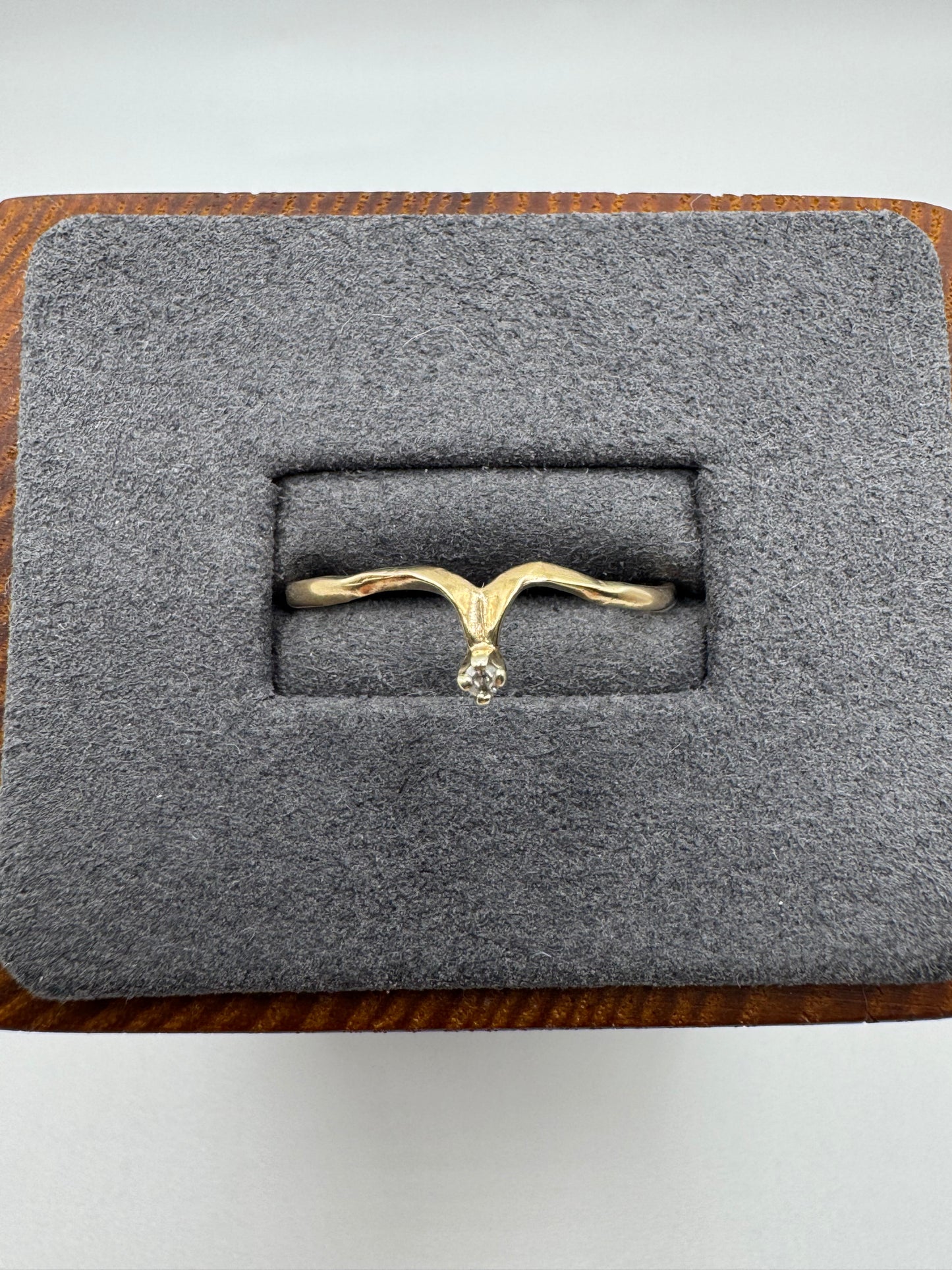 9ct gold diamond wishbone ring