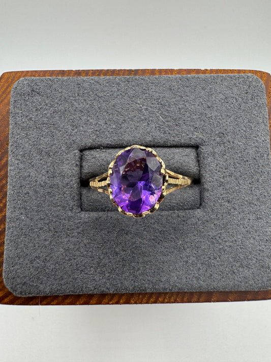 9ct gold amethyst ring