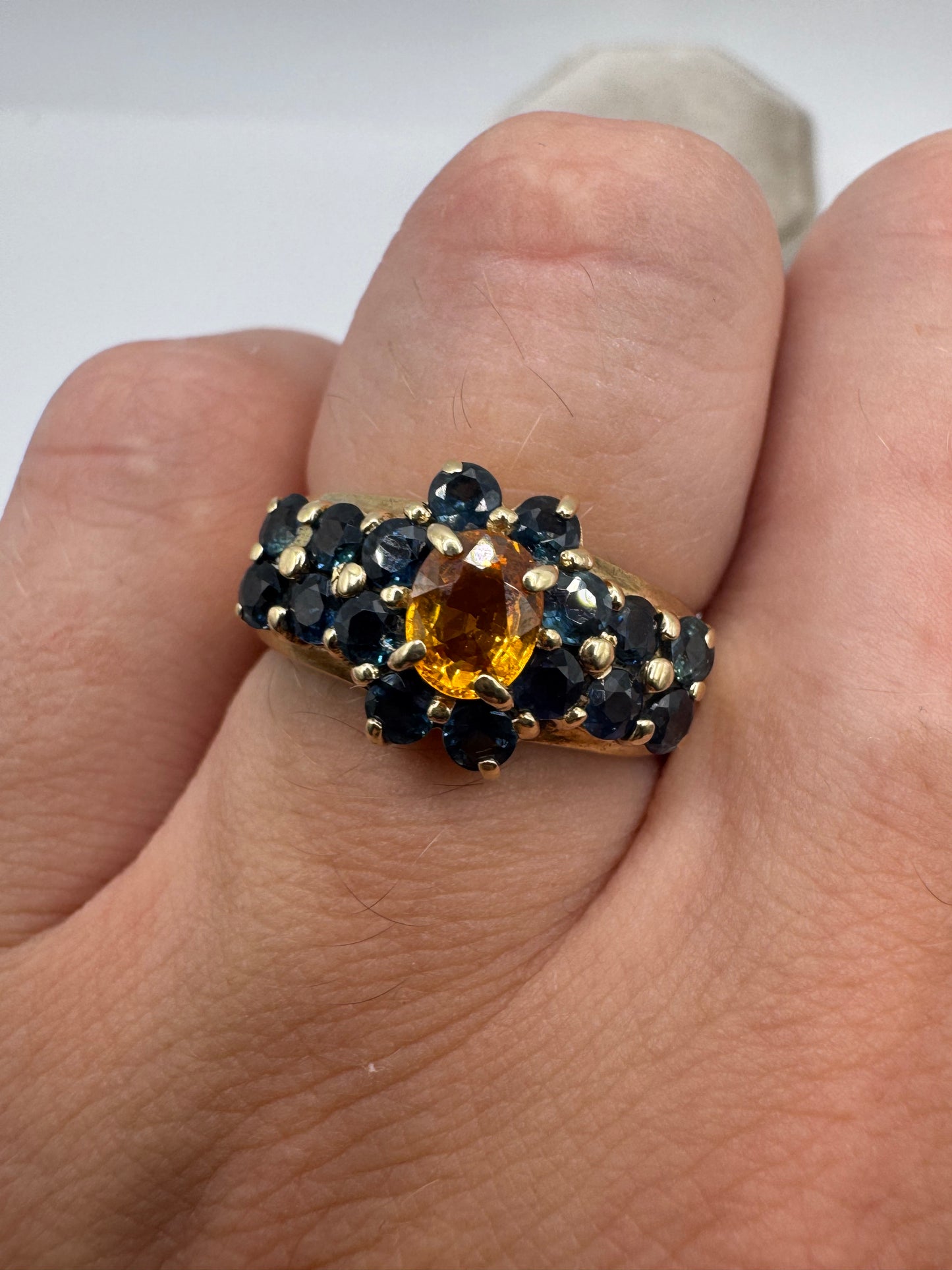 Heavy 9ct gold imperial and London blue topaz cluster ring