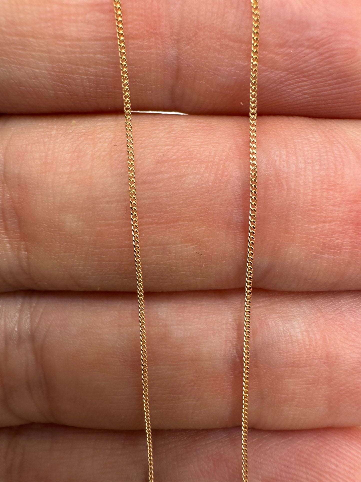 9ct gold curb chain 65 18”