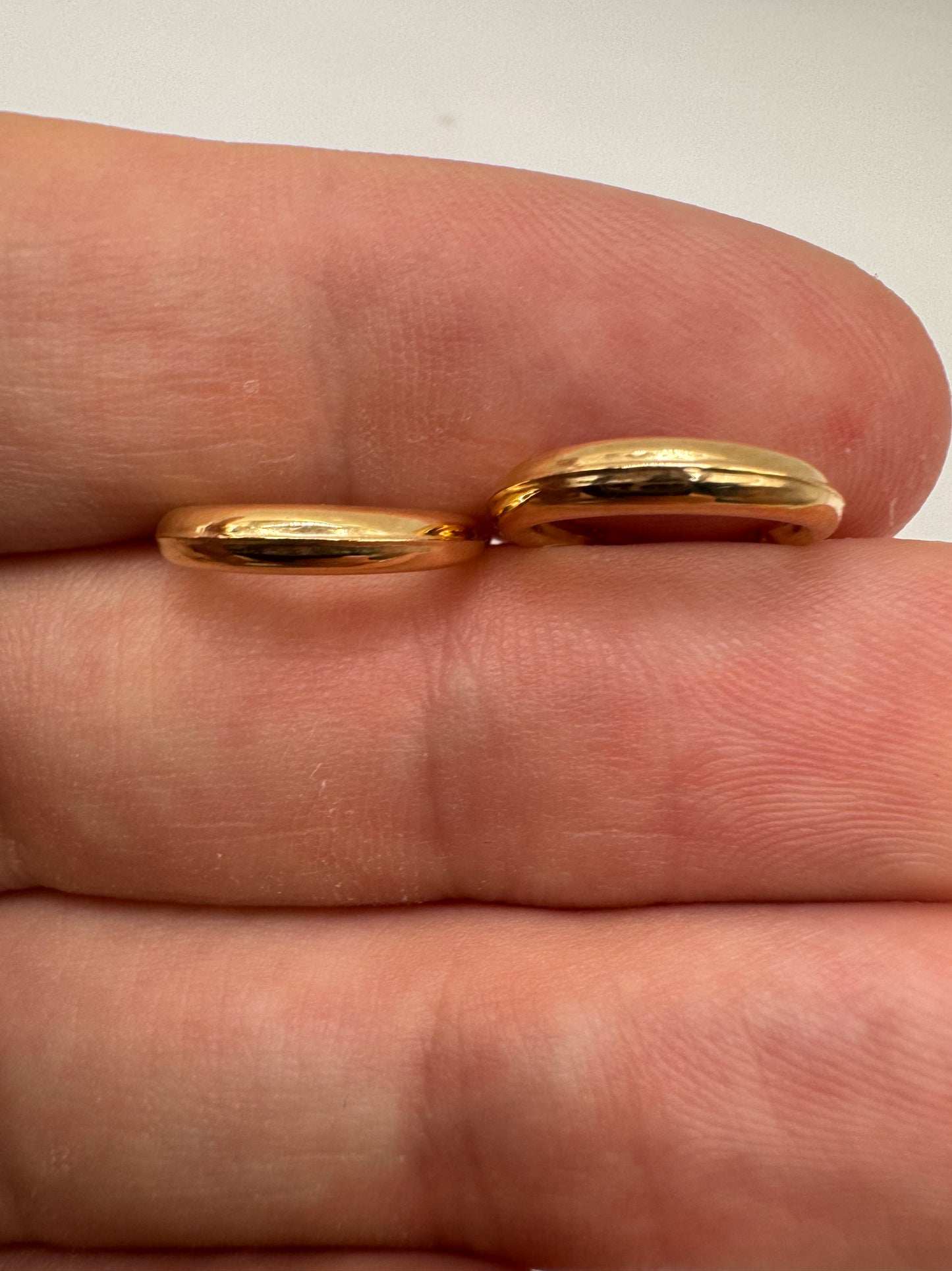 9ct gold creole earrings