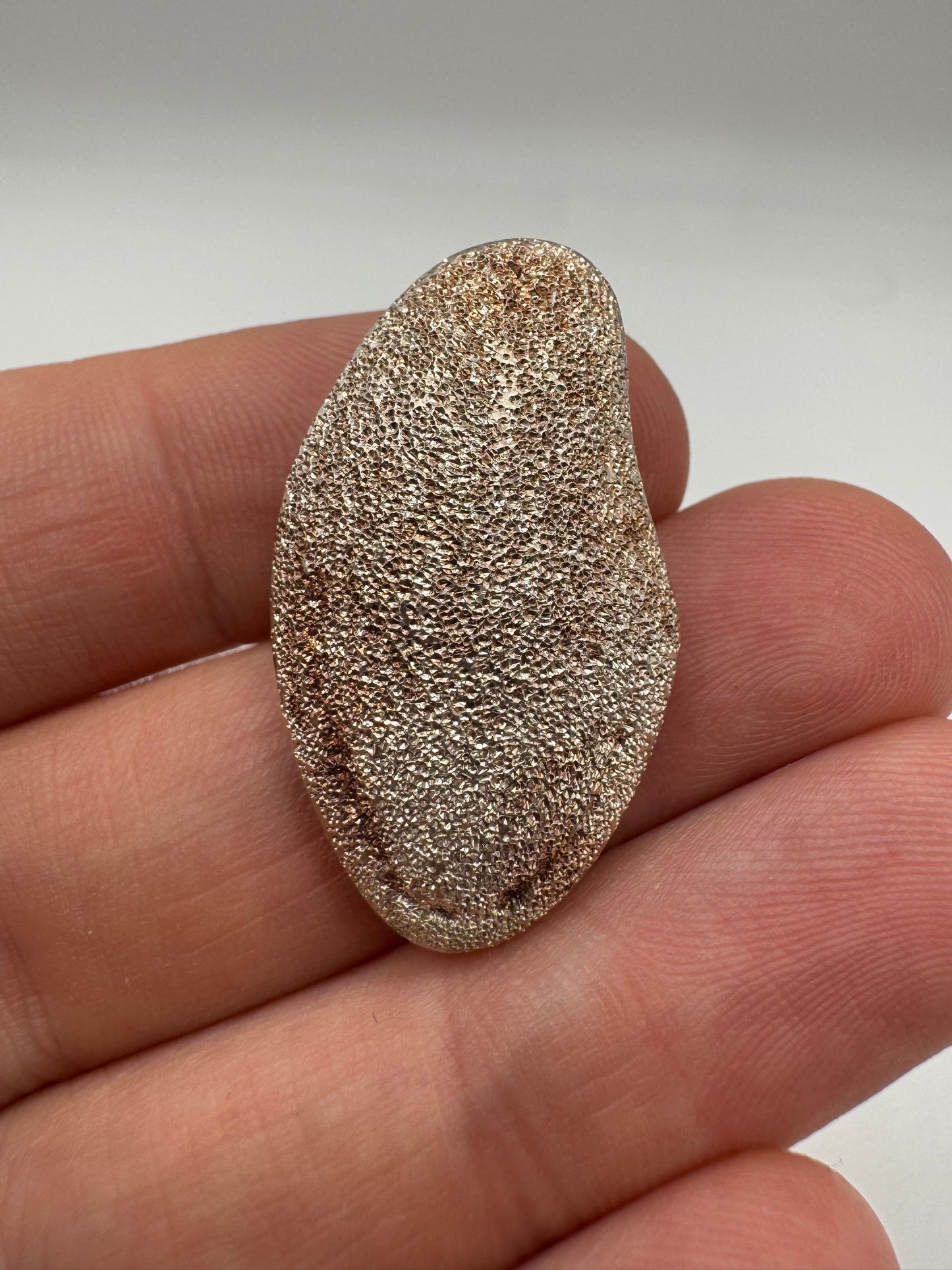 Silver glitter effect pendant